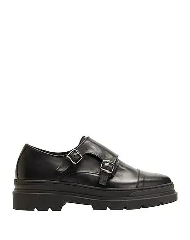 Black Loafers TASSEL-DETAIL LEATHER LOAFERS
