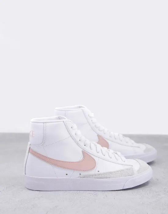 Blazer Mid '77 VNTG sneakers in white/pink oxford