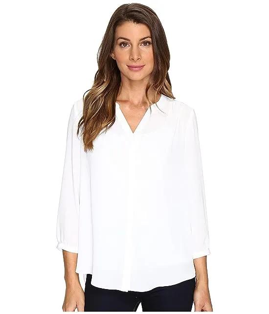 Blouse w/ Pleated Back