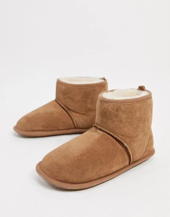 boot slippers in chestnut