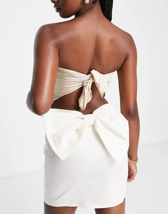 bow back prom mini skirt in cream
