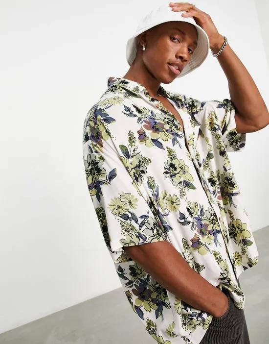 boxy oversized shirt in neutral floral print