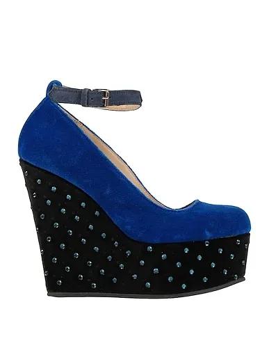 Bright blue Velvet Pump