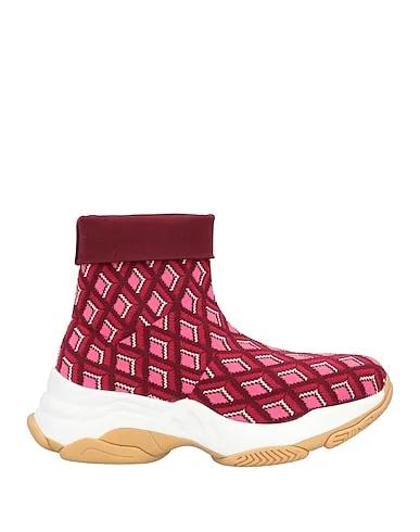Burgundy Knitted Sneakers