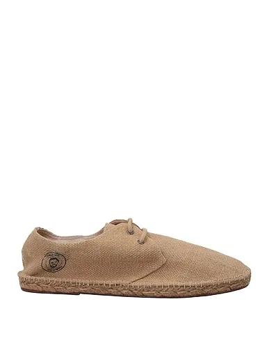 Camel Canvas Laced shoes