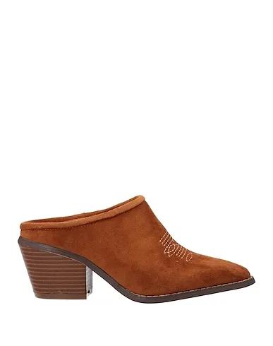 Camel Plain weave Mules and clogs