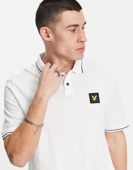 Casuals badge logo polo in white