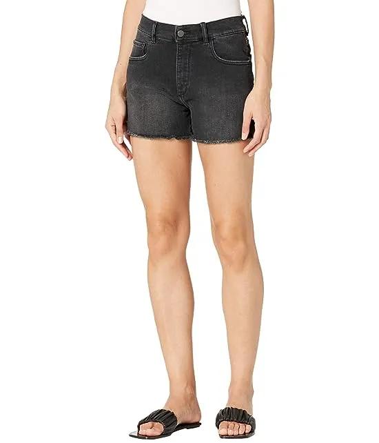 Cecilia Shorts Classic in Nightwatch Washed