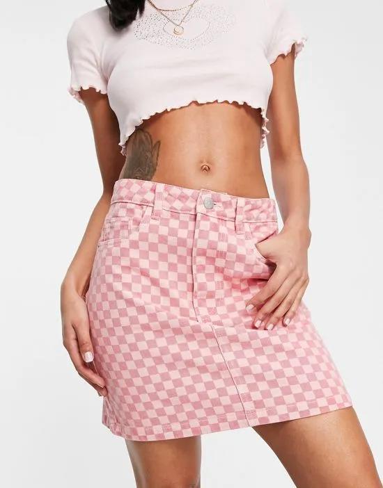 checkerboard mini skirt in pink