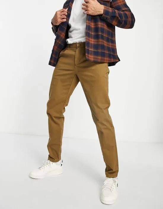 chino slim fit in tan