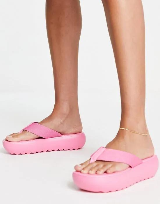 Cia chunky toe post sandals in pink