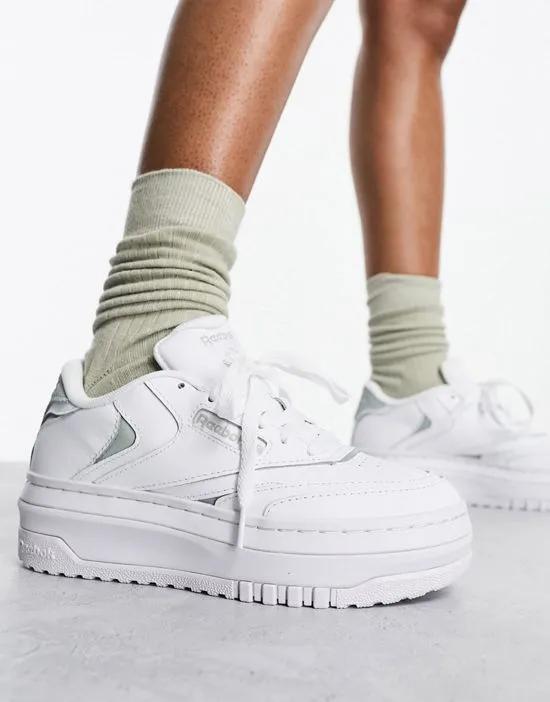 Club C Extra sneakers in white with sage detail