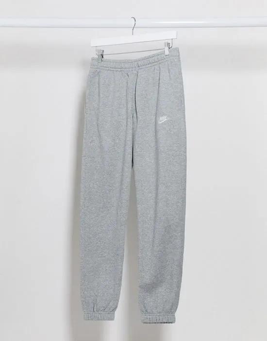 Club Fleece casual fit cuffed sweatpants in gray heather - gray