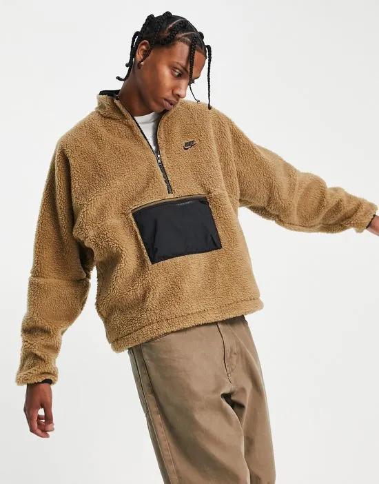 Club Winter 1/2 zip fleece sweatshirt with contrast pocket in brown