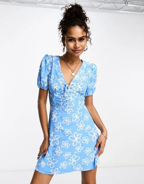 corset front puff sleeve mini shift dress in blue scribble