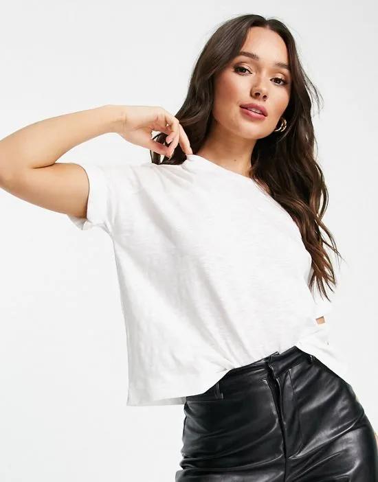 cotton exposed seam t-shirt in white