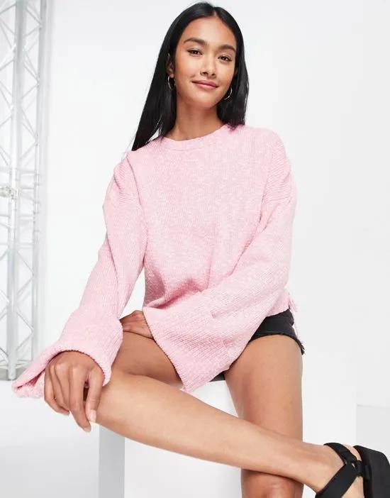 crew neck sweater with turned back cuffs in pink