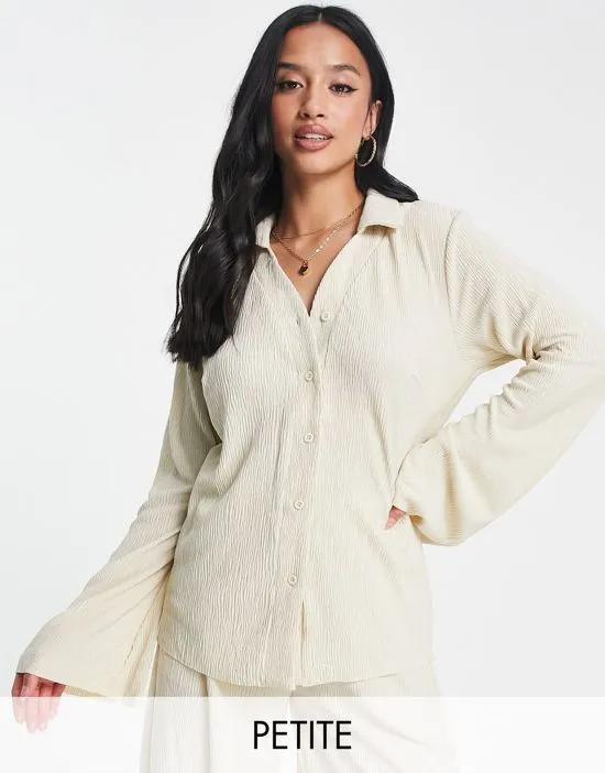 crinkle shirt in cream - part of a set