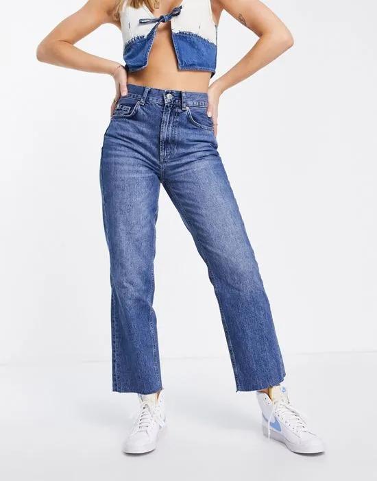cropped jeans in mid wash