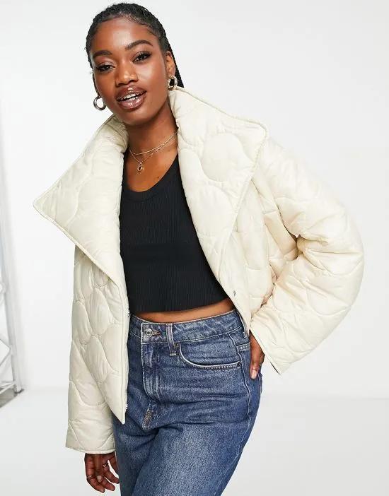 cropped onion quilted jacket in cream