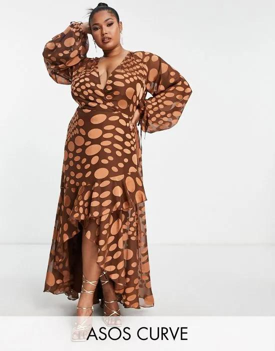 Curve Exclusive satin jacquard warped dot wrap maxi dress with tie waist in bronze
