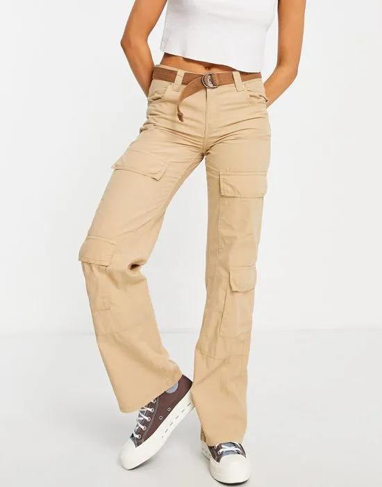 double pocket low waist belted cargo pants in sand