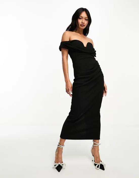 drape off shoulder v wire tuck midi dress in black