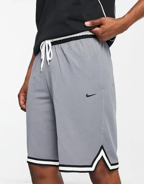 Dri-FIT DNA 10-inch shorts in gray