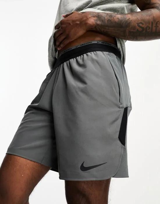 Dri-FIT fleece shorts in gray