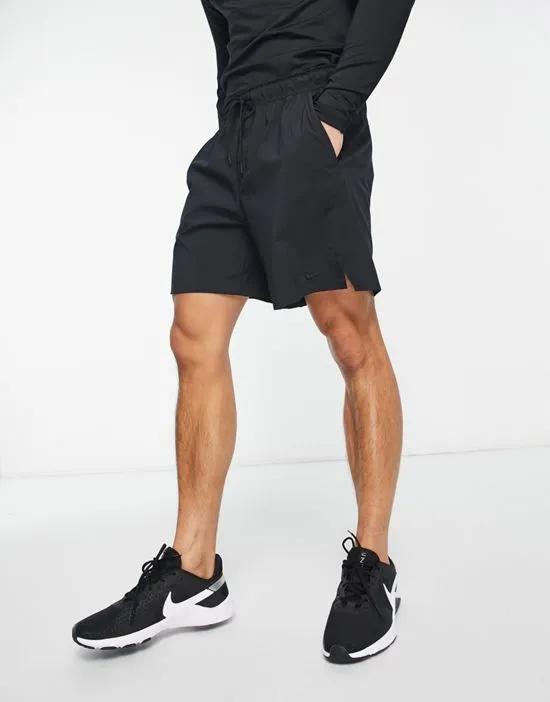 Dri-FIT Unlimited 7inch shorts in black