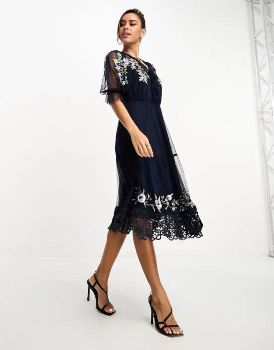 embroidered midi dress in navy