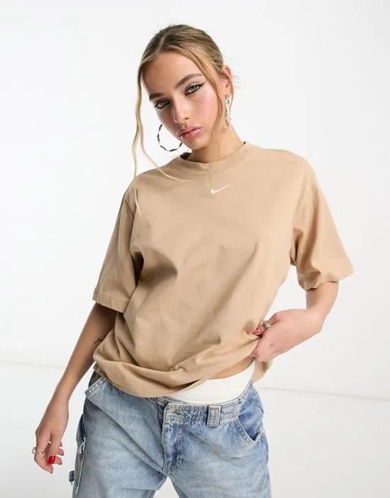 Essential boxy t-shirt in brown
