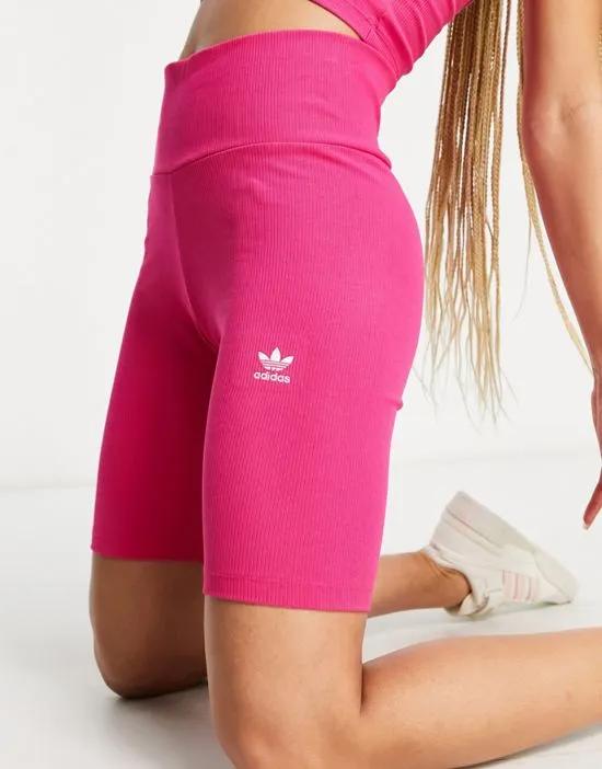 essential legging shorts in pink