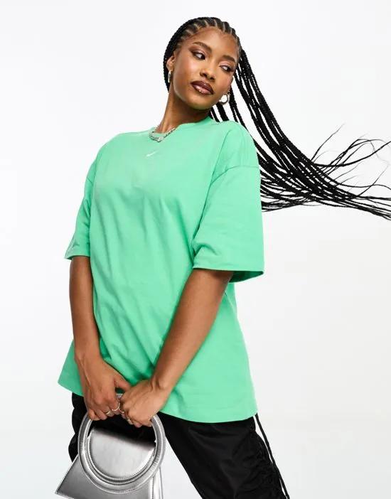 Essential oversized t-shirt in green