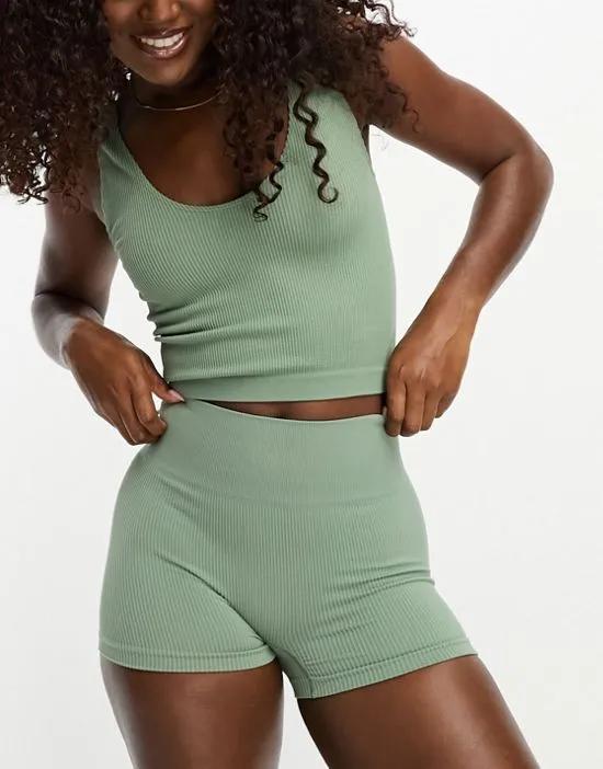 essential seamless ribbed booty shorts