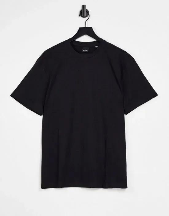 essentials relaxed fit t-shirt in black