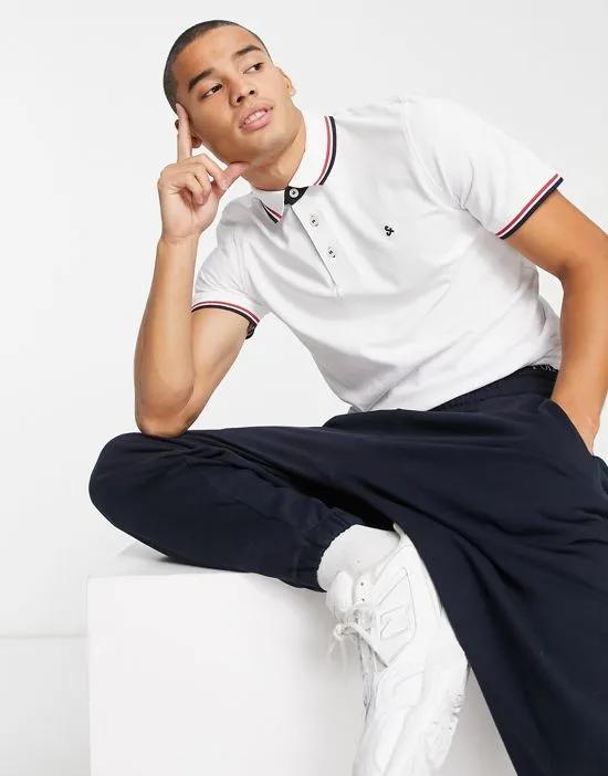 Essentials slim fit tipped pique logo polo in white