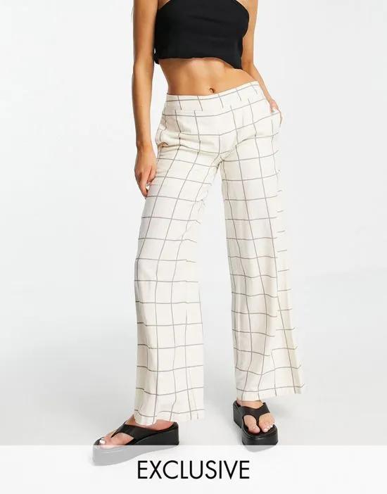 Exclusive linen touch wide leg pants in cream grid check