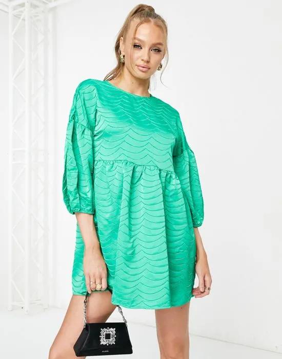 exclusive textured puff sleeve mini tie back dress in green