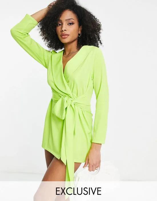 exclusive tie front blazer dress in lime