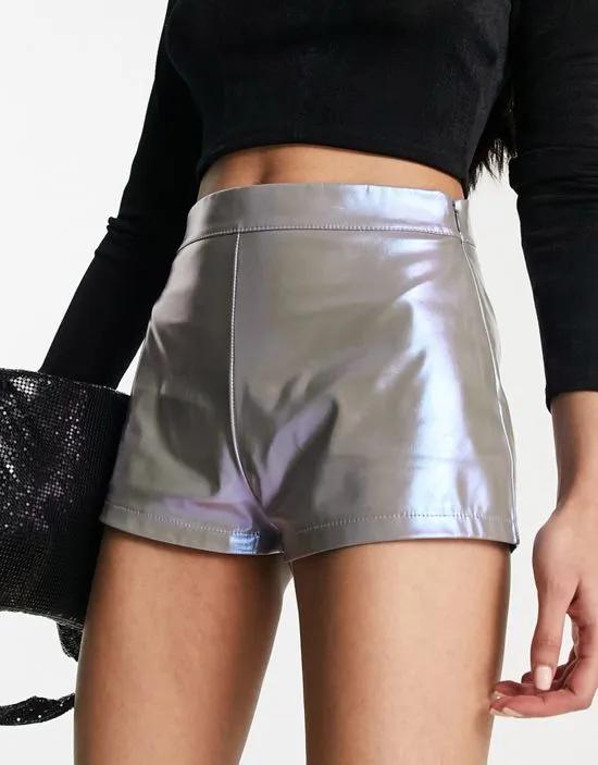 faux leather micro short in pearl