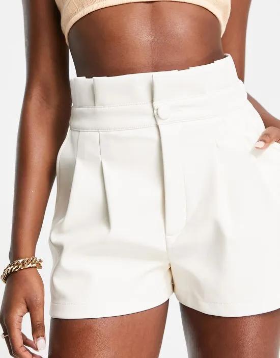 faux leather waist detail short in ivory