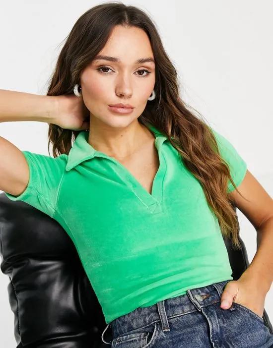 fitted polo top in velour in green