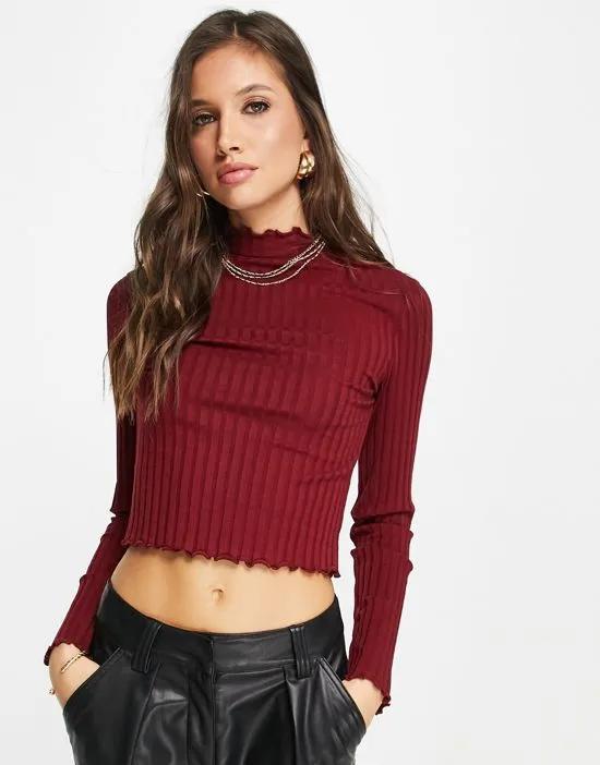 fitted ribbed top with lettuce hem in wine