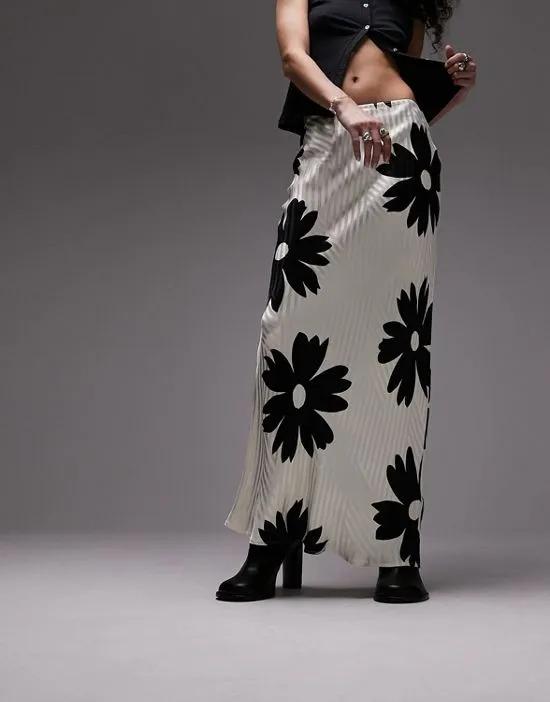 flower print jacquard maxi skirt in monochrome