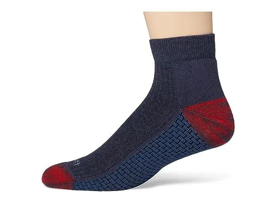 FORCE® Grid Midweight Quarter Socks