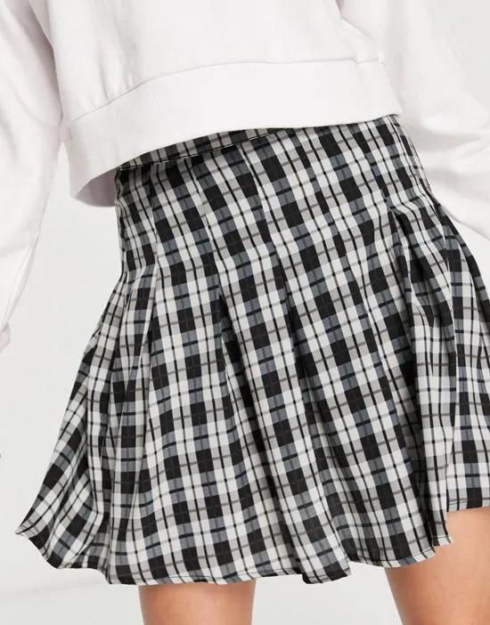FRSH pleated mini skirt in black check