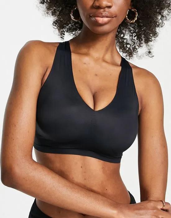 Fuller Bust Off Duty non-wired seamless bra in black