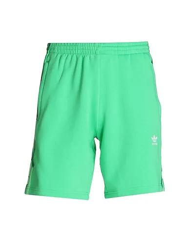 Green Shorts & Bermuda Graphics Camo Stripe Short
