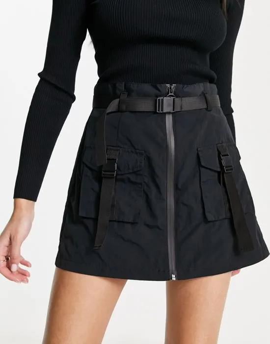 hardware detail mini skirt in black